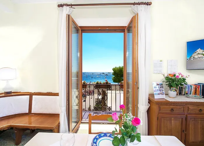דירה Costanzo Beachfront Air Conditioning And Free Wi-fi פוזיטנו