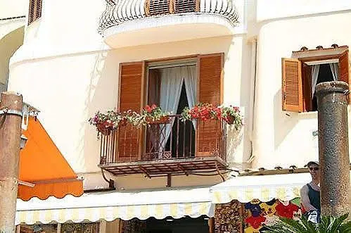 Costanzo Beachfront Air Conditioning And Free Wi-fi * פוזיטנו