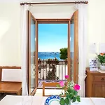 Daire Costanzo Beachfront Air Conditioning And Free Wi-fi Positano