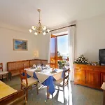 Daire Costanzo Beachfront Air Conditioning And Free Wi-fi