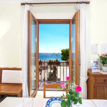 Lägenhet Costanzo Beachfront Air Conditioning And Free Wi-fi Positano