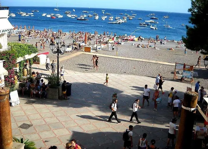 Costanzo Beachfront Air Conditioning And Free Wi-fi Positano