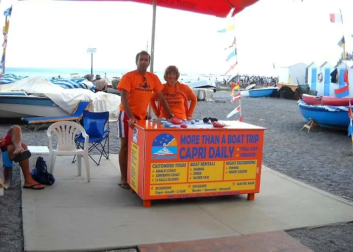 Apartman Costanzo Beachfront Air Conditioning And Free Wi-fi