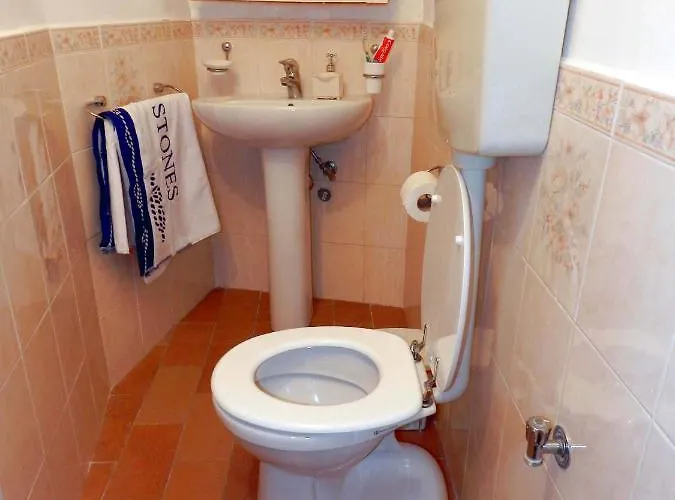 Costanzo Beachfront Air Conditioning And Free Wi-fi Apartman