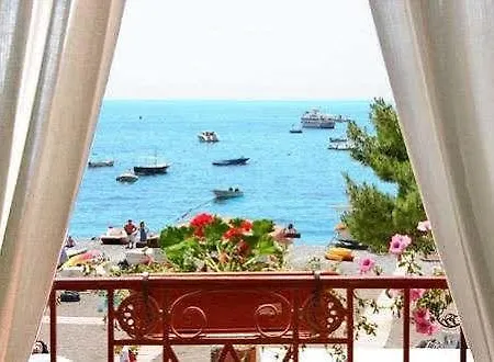 Apartmán Costanzo Beachfront Air Conditioning And Free Wi-fi